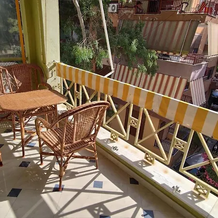 Apartment Vacation Golem (Tirana)