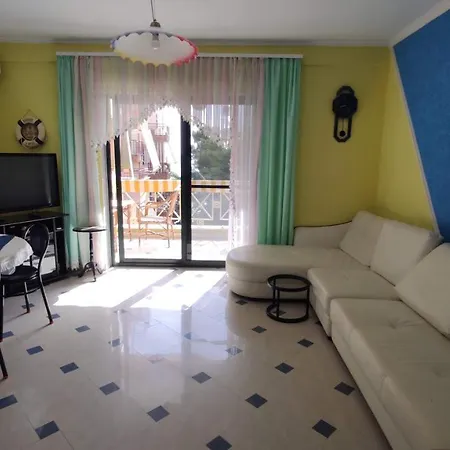 Vacation Apartment *